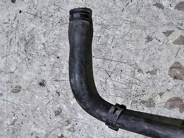 кадила: Патрубок Volkswagen 1995 г., Б/у, Оригинал, Германия — 3