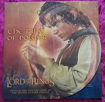 золотой колцо: Памятная монета «The Lord of the Rings — The One Ring» в фирменном — 4