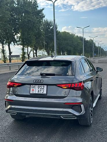Audi: Audi A3: 2023 г., 1.5 л, Автомат, Бензин, Хэтчбэк — 4