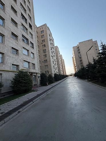 гараж в сокулуке: 🏡 ПРОДАЁТСЯ 1-КОМНАТНАЯ КВАРТИРА ✨ Отличный вариант для комфортного — 3