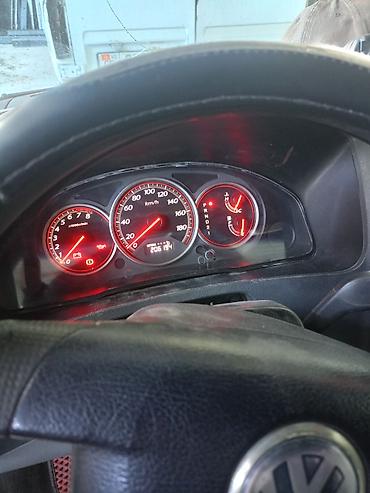 Voyah: Volkswagen Transporter: 2004 г., 2.4 л, Автомат, Бензин, Минивэн — 7