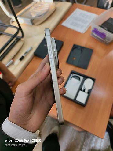 pixel 8a: Vivo X300 Ultra, Новый, 256 ГБ, цвет - Белый, 1 SIM, 2 SIM — 7