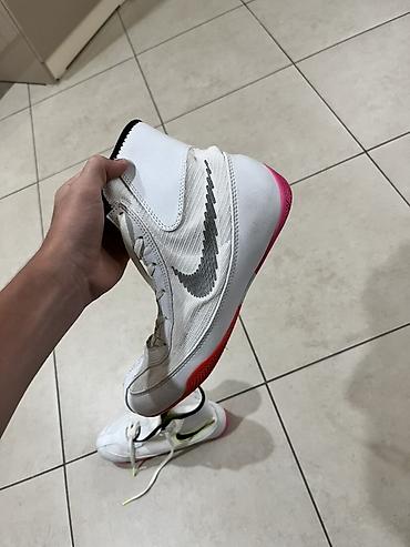 волейбольный обувь: Мужские кроссовки, 41, Nike, Б/у, цвет - Белый, Самовывоз — 1
