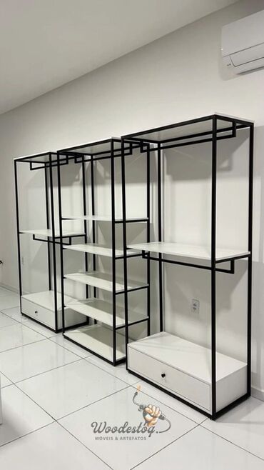 Rəf vitrinləri: Mağaza və ofislər üçün metal karkaslı vitrin/raflar - Minimalist — 1