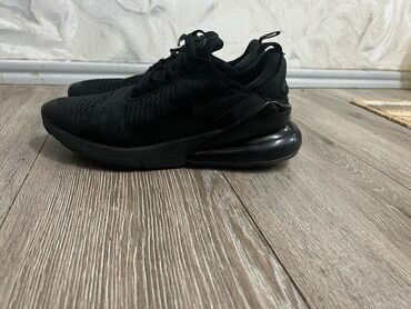 Кроссовки и спортивная обувь: Мужские кроссовки, 41, Nike, Б/у, цвет - Черный, Самовывоз
