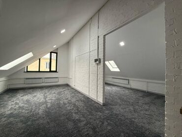 срочно продаю горит: Дом, 260 м², 5 комнат, Агентство недвижимости