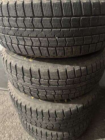 шины шипованные бу: Дөңгөлөктөр монтажда 195 / 65 / R 15, Кыш, Колдонулган, Комплект, Жеңил унаалар, Темир, тешиктери - 5
