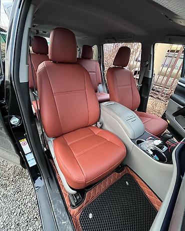 Чехлы Кожаные, С подушкой, цвет - Серый, Toyota, Новый, Самовывоз