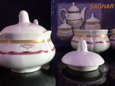 Şəkər qabları: Saghar Porcelain – qapaqlı porselen qablar dəsti. 1990-cı illər — 8