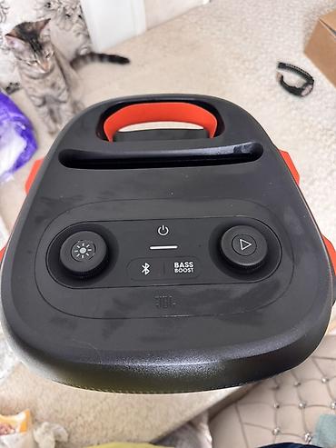 partybox: JBL PartyBox 100 portativ akustik sistemi - Güclü, dərin baslı JBL — 8