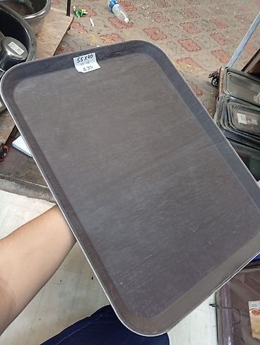 Поднос прямоугольный для кафе/столовой - Размер: 55 × 40 см (указано at lalafo.kg Поднос прямоугольный для кафе/столовой - Размер: 55 × 40 см (указано