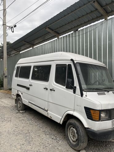 спринтер дублкабина: Mercedes-Benz Спринтер: 1990 г., 2.9 л, Механика, Дизель, Бус