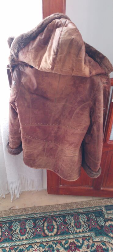 deri palto: Пальто XL (EU 42), цвет - Коричневый