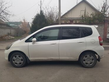 Honda: Honda Fit: 2003 г., 1.5 л, Вариатор, Бензин, Седан