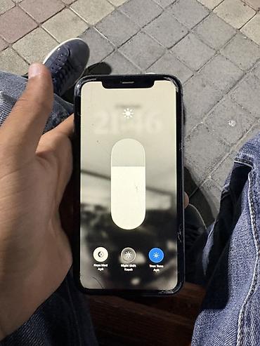 Apple iPhone: IPhone 11, 128 GB, Qara, Face ID — 6