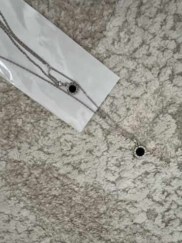 Ogrlice: Ogrlica sa priveskom, Materijal: Hirurški čelik — 8