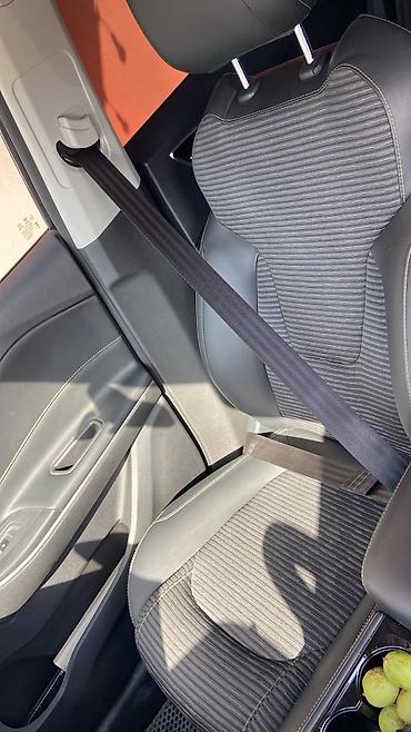 golf 4 fara: JAC jS4: 1.5 l | 2026 il 169 km Krossover — 8