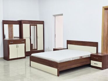 продажа раскладушек в баку: Двуспальная кровать, Шкаф, Трюмо, 2 тумбы, Б/у