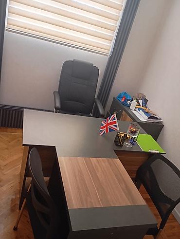masaüstü ofis seti: Ofis mebeli dəsti - L‑şəkilli iş masası: İki səthin kombinasiyası — 6