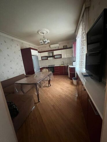 Uzunmüddətli kirayə evlər: 440 kv. m, 10 otaq, Artezian quyusu — 16