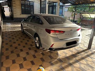 хрнда фит: Hyundai Sonata: 2018 г., Газ, Седан — 1