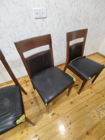 Masa və oturacaq dəstləri: Qonaq otağı üçün masa və oturacaqlar. Şəkildə göründüyü vəziyyətdədir — 3