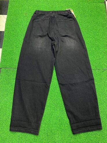 Джинсы: Джинсы мужские, свободный крой. Варианты: - Серый деним с эффектом — 9