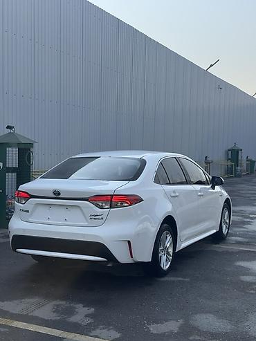 taiota raf 4: Toyota Levin: 2023 г., 1.8 л, Вариатор, Гибрид, Седан — 4
