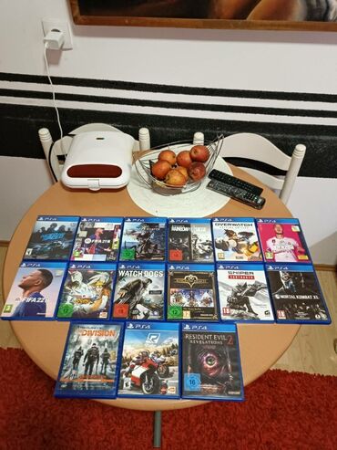 momo kapor komplet knjiga: PS4/PS5 igrice (AKCIJA!)