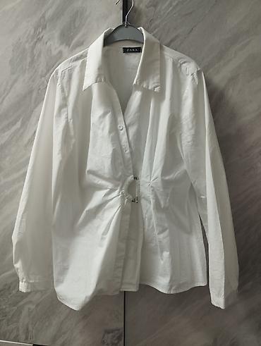 Рубашки: Женские рубашки, размер 42-44,,S. Первое фото на 44 оверсайз, может — 2