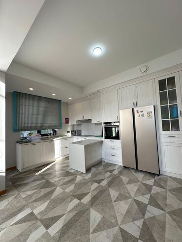 Продажа домов: Дом, 500 м², 7 комнат, Агентство недвижимости — 10