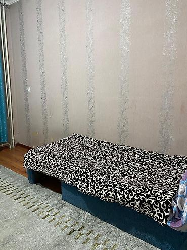 2 bedroom: Сдается на длительный срок квартира.В одну комнату возьмём два — 3
