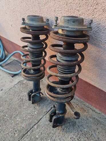 Auto delovi: Amortizer prednji levi, desni sa oprugom Lada 112. Polovno, ocuvano — 6