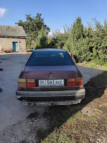 машина авди: Volkswagen Vento: 1993 г., 1.6 л, Кол менен иштөөчү, Бензин, Седан — 3