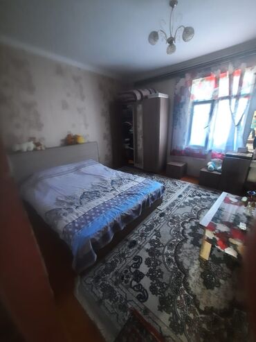 Həyət evləri və villaların satışı: 2 mərtəbəli həyət evi - Plan: giriş qapısı küçəyə açılan, iki — 3