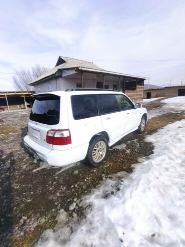 кредит автомобиля: Subaru Forester: 2001 г., 2.5 л, Автомат, Бензин, Универсал