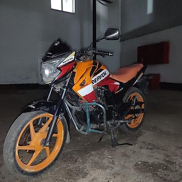 Honda CBF с фирменной расцветкой Repsol - Яркий спортивный дизайн — 3