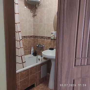 кв 106: 3 комнаты, 61 м², 12 мкр 106 серия, 7 этаж — 6