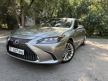 Lexus ES: 2019 г., 2.5 л, Автомат, Гибрид, Седан
