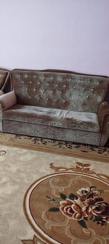 tek divanlarin qiymeti: Divan, kreslo 2 kreslo və 2 divan, divanlar biri 3 nəfərlik, biri 2