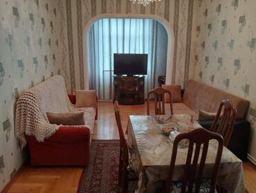 nizami rayonunda kohne tikili evler: Bakı, 8-ci kilometr, 3 otaqlı, Köhnə tikili, m. Neftçilər, 65 kv. m