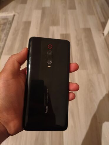 Xiaomi: Xiaomi Xiaomi Mi 9T, 128 GB, rəng - Qara, 
 Zəmanət, Barmaq izi, Simsiz şarj