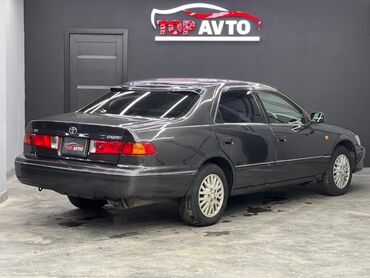 Toyota: Toyota Camry: 2000 г., 2.2 л, Автомат, Газ, Седан