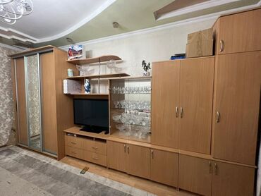 эл печь для отопления: Гарнитур для зала, Б/у, Самовывоз, цвет - Бежевый