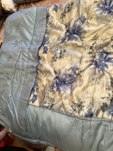 Yorğanlar, adyallar: İşlənmiş Böyüklər üçün İki nəfərlik Qış üçün Yorğan, Ünvandan götürmə — 13