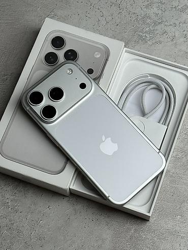 apple iphone 8: IPhone 17 Pro, 256 GB, Matte Silver — 1