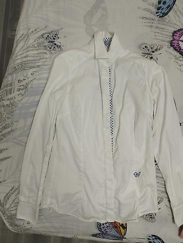 Рубашки: Женские рубашки, размер 42-44,,S. Первое фото на 44 оверсайз, может — 6