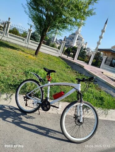 моторное масло 5w40 цена в бишкеке: Городской велосипед, BMW, Рама L (172 - 185 см), Б/у