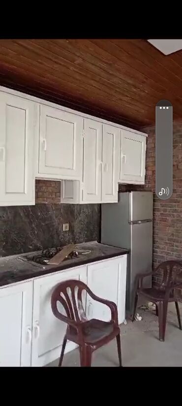 Plastik qapılar: Plasti̇k şkaf. Ağ və rəngli̇ — 14