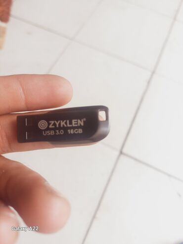 Kompüter, noutbuk və planşetlər: Flash kart 16 GB, USB 3.0